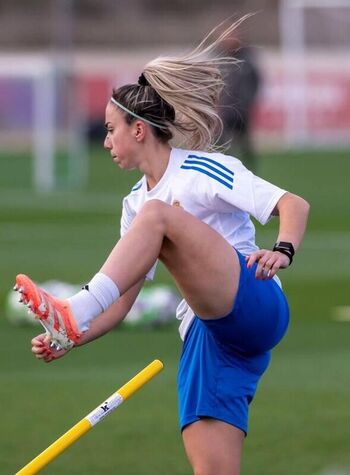 Full leaked Female football page private onlyfans photo