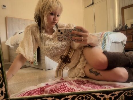 Full leaked Femalien private onlyfans photo