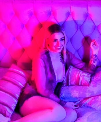 Full leaked Fendibitxh page private onlyfans photo