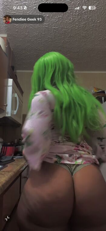 Full leaked Fendieegeek private onlyfans photo