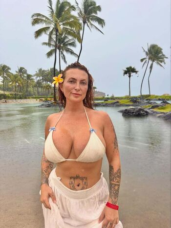 Full leaked Fergsfergsfergs private onlyfans photo