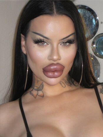 Full leaked Fetischbarbie private onlyfans photo