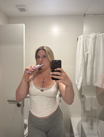 Full leaked Fiaflex private onlyfans photo