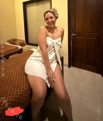 Full leaked Fidan atalay page private onlyfans photo