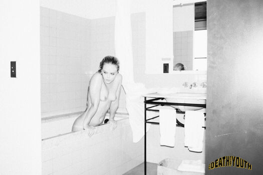 Full leaked Findrow private onlyfans photo