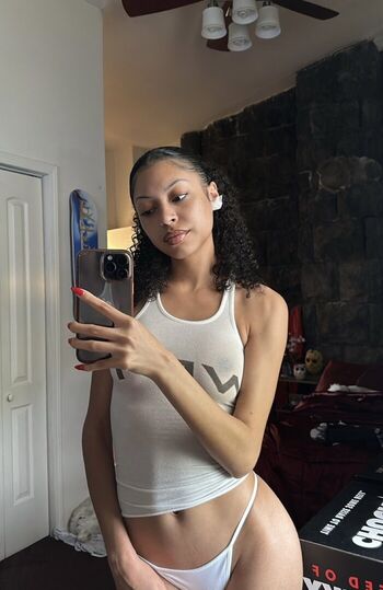 Full leaked Finegalchas private onlyfans photo