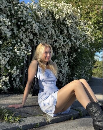 Full leaked Finifee private onlyfans photo