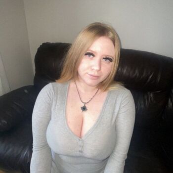 Full leaked Fiona rexxhepi private onlyfans photo