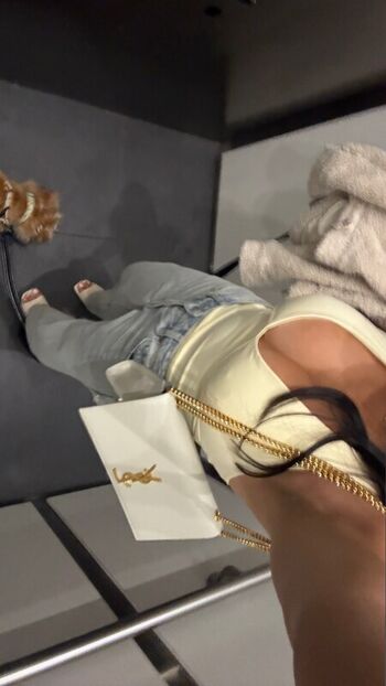 Full leaked Fionaleona private onlyfans photo