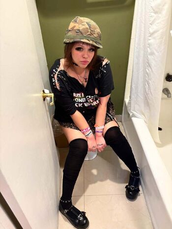 Full leaked Fishtanklive page private onlyfans photo