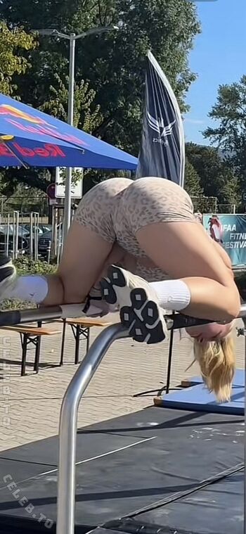 Full leaked Fitbyhannaah private onlyfans photo