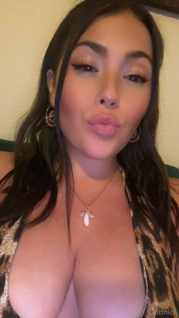 Full leaked Fitthick private onlyfans photo
