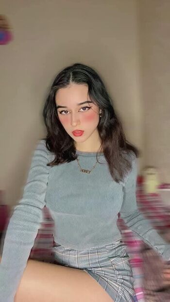 Full leaked Flavia private onlyfans photo