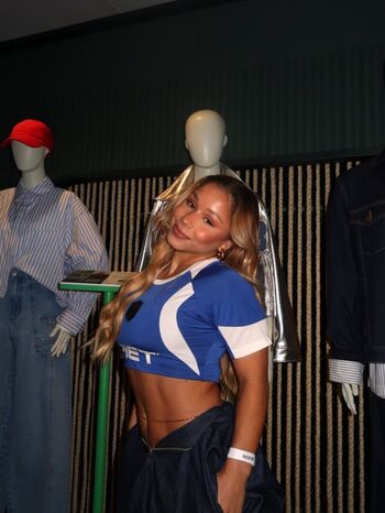 Flávia Saraiva