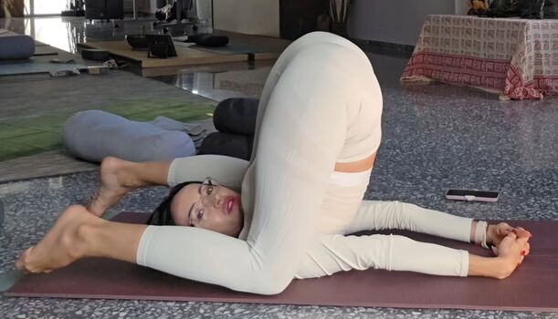 Full leaked Flexible beauties private onlyfans photo