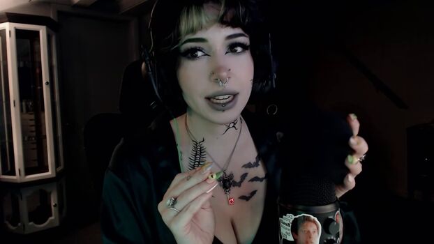 Full leaked Flodaasmr private onlyfans photo