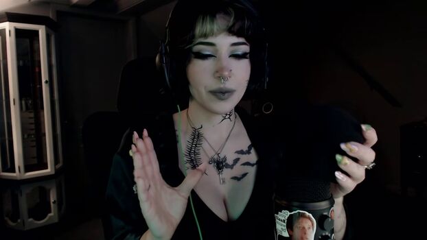 Full leaked Flodaasmr private onlyfans photo