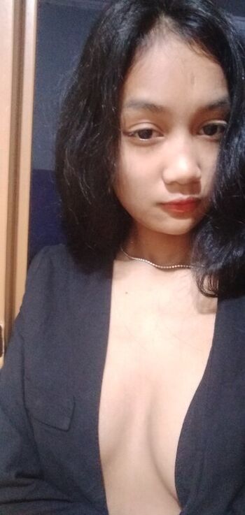 Full leaked Flomoroll private onlyfans photo