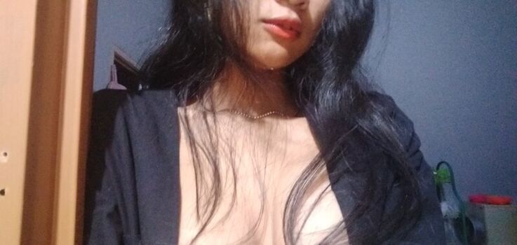 Full leaked Flomoroll private onlyfans photo