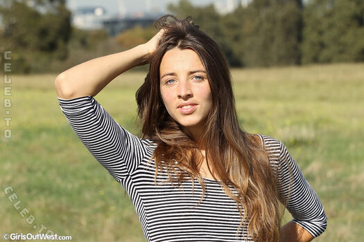 Full leaked Flora page private onlyfans photo