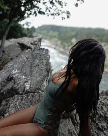 Full leaked Flordeufinch private onlyfans photo