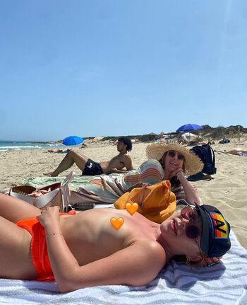 Full leaked Florence pugh  page private onlyfans photo