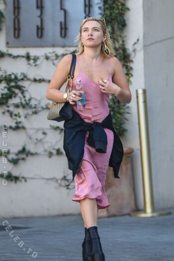 Full leaked Florence pugh page private onlyfans photo