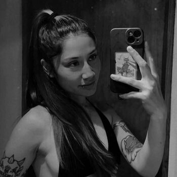 Full leaked Floresyespinascoria private onlyfans photo