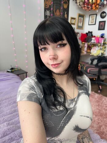 Full leaked Flowerbrat private onlyfans photo