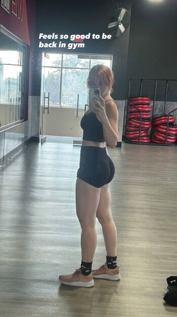 Full leaked Fluffyypiggy private onlyfans photo