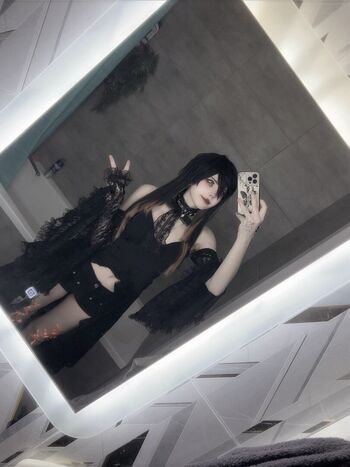 Full leaked Flutterow private onlyfans photo