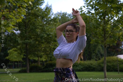 Full leaked Foodiewithabooty page private onlyfans photo