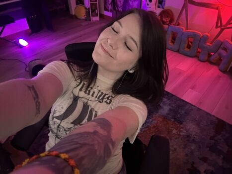 Full leaked Fooya private onlyfans photo