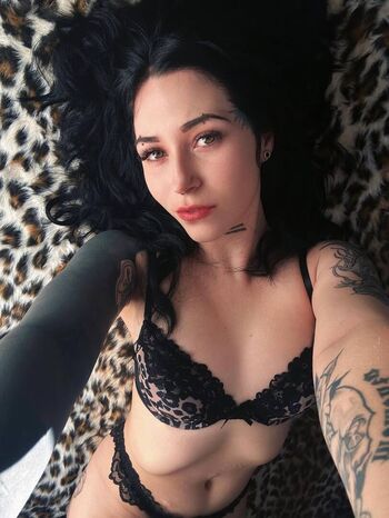 Full leaked Forgerofshadows private onlyfans photo