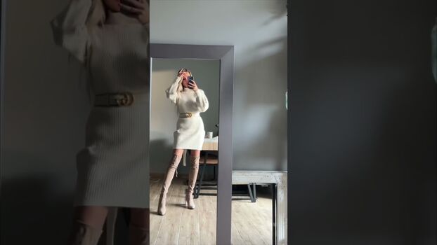 Full leaked Foxyboots private onlyfans photo