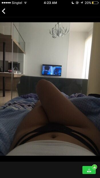 Full leaked Foxypomluvx private onlyfans photo