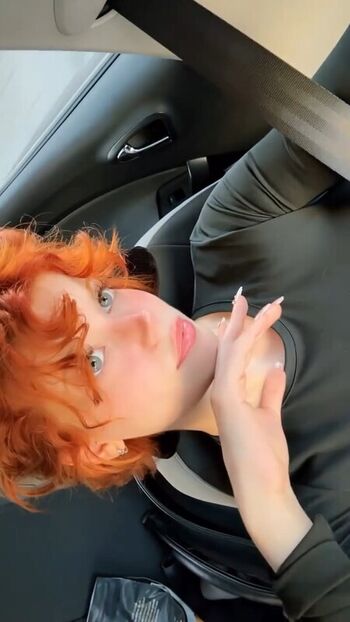 Full leaked Fraaoula private onlyfans photo