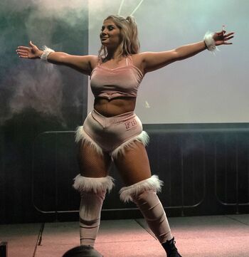 Full leaked Frankie b page private onlyfans photo