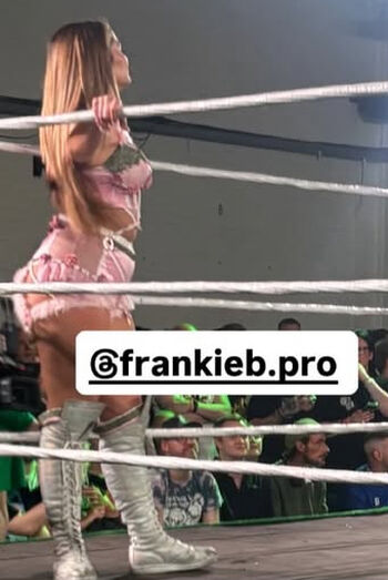 Full leaked Frankie b private onlyfans photo