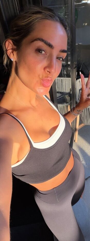 Full leaked Frankie bridge page private onlyfans photo