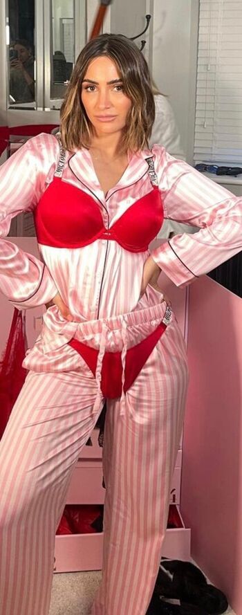 Full leaked Frankie bridge private onlyfans photo