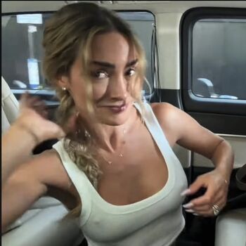 Full leaked Frankie bridge private onlyfans photo