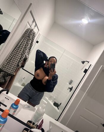 Full leaked Frankiiy private onlyfans photo