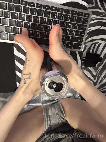 Full leaked Freakfarm page private onlyfans photo