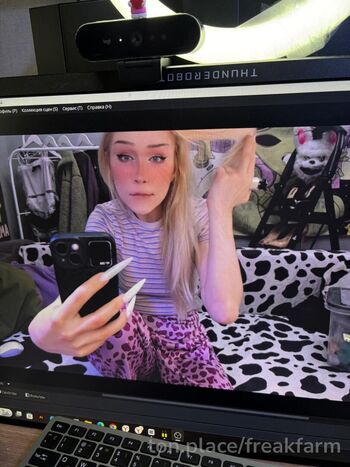 Full leaked Freakfarm private onlyfans photo