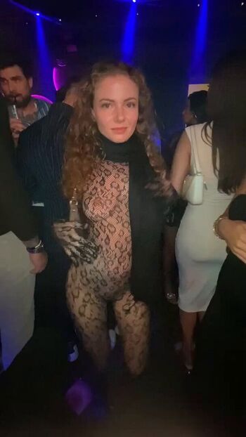 Full leaked Freemellxx private onlyfans photo