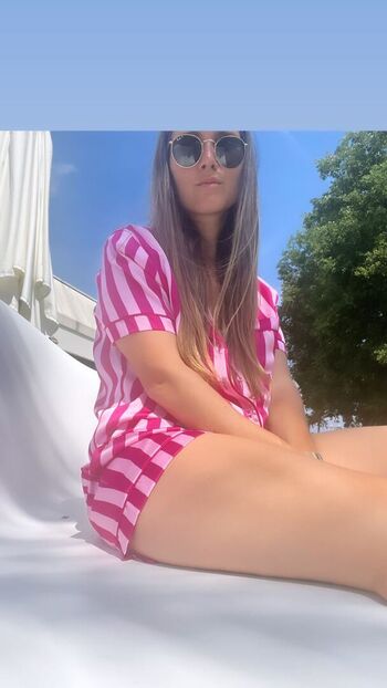 Full leaked French celebrities only singer page private onlyfans photo