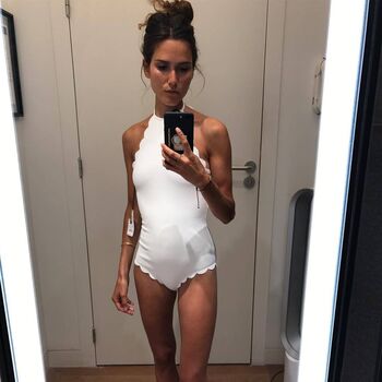 Full leaked French celebrities only singer page private onlyfans photo