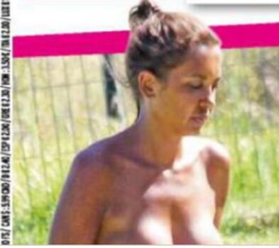 Full leaked French celebrities only singer private onlyfans photo