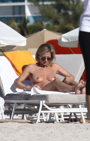 French Celebrities Only (Singer